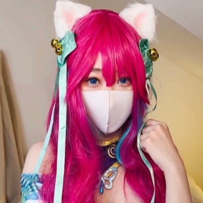 柚子猫 YuzukittyPH 糖心Vlog认证主播，作品第一时间会在Twitter预告并在🍬糖心上映！想看猫先生的更多视频请登陆🍬糖心Vlog！🍬糖心地址：https://t.co/hgwyVRmY3C 关注猫先生小号 ：@YuzukittyPH_