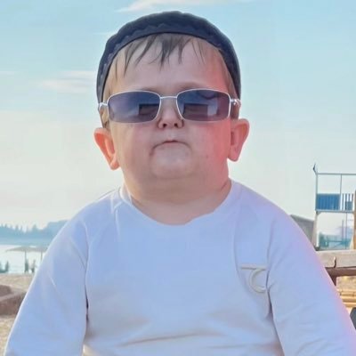 IKevinKlein's profile picture. Soy el buen ejemplo de un mal ejemplo.