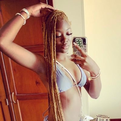 theslimchi's profile picture. 