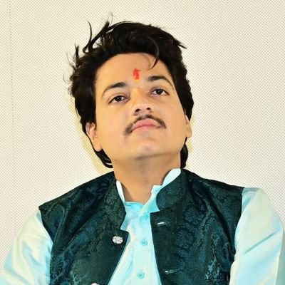 Sanatani Hindu | Filmmaker | Editor 
Founder, Director at @MDArtsProd
#ticketeksangharsh streaming now ⤵️
