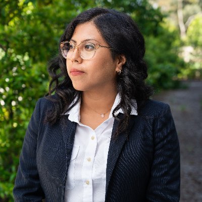 @ucsantabarbara Media Relations Manager

Former Journalist/Former News Producer 

kikireyes@ucsb.edu

*Opinions not affiliated with UCSB*