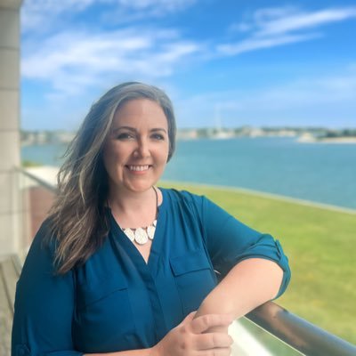 PhD Candidate, Marine Science and Conservation, Duke Marine Lab: Humans & Oceans, Ocean Representations, Diverse Blue Economies, Post-Capitalism (she/her)