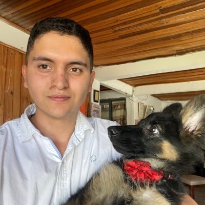 Emiro_2001's profile picture. 👾