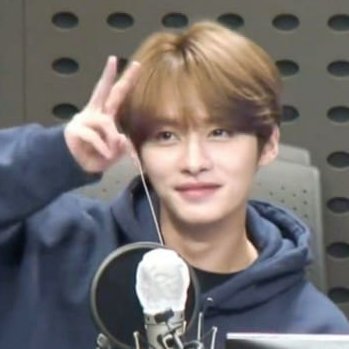 jay39943144's profile picture. 