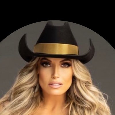 The official Twitter page for Trish Stratus and https://t.co/CcReg6yTKe Merch:https://t.co/I5bEE9j0nw