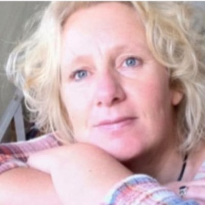 A woman who is learning about unconditional love.  ecointention practitioner, https://t.co/zEazK9H5BJ Team member of Sloop Rowing Racing team.