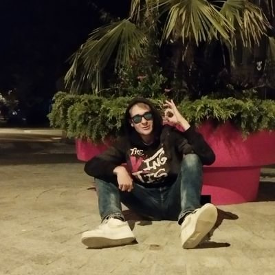 tomaszek_kacper's profile picture. Życie to jedno wielkie xD