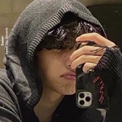 kimVhyung_1995's profile picture. my name is V i’m a good boy (role player) for the real account follow ➡️@bts_bighit