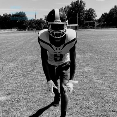 ⭐️⭐️⭐️🏈⚾️🏃| WR | | ATHL | 17yr old | Arkansas 📍| 2A | Dierks High School | C/o 2025🎓 | 3.2 gpa | Ht: 6 Wt: 16O | 40: 4.8 | Mail: juan.salazar21@icloud.com