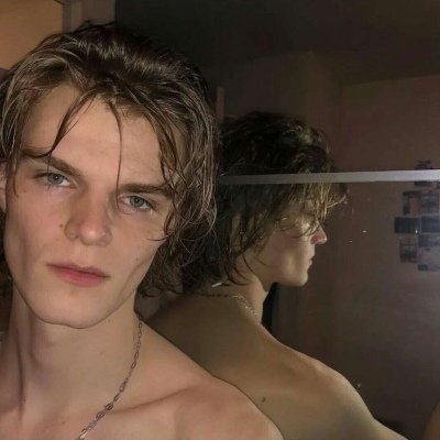 NeilWodeho98953's profile picture. 