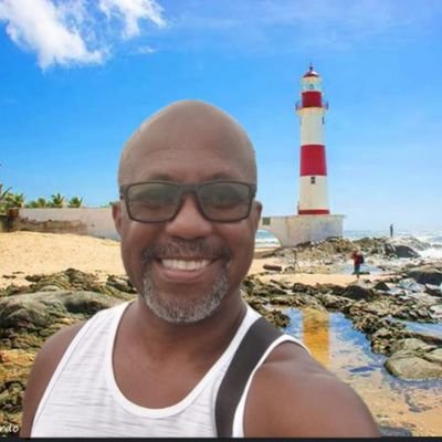 Baiano 🏝️, homem preto, filho de Ogum⚔️ com Yemanjá🧜♀️, contra todo e qualquer tipo de preconceito , não mexa comigo por que não ando só.