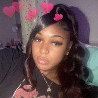zoë (@zoethabarbie) 's Twitter Profile