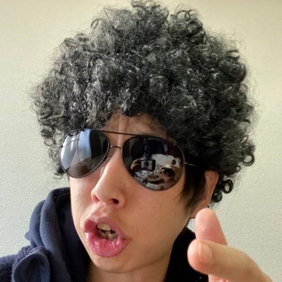 パチ系YouTuber20万人登録。パチコン•スロットの話題をポスト。キャバクラが大好き。30代バツイチ独身アフロの頭。個人でやってるので応援よろしくお願いします！