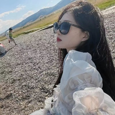 xuxiling534157's profile picture. 爱生活，分享中国的国粹和风俗文化。请关注和点赞，必回关 ~谢谢！