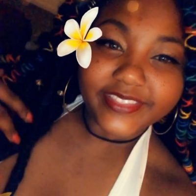 @twitch affiliate | Variety Streamer | Apart of➡️ #nVgg 🎮 PSN/XBL #BLM #blackgirlgamers ✨✨ Join my community https://t.co/euyHf0EXO5 🌻🌞