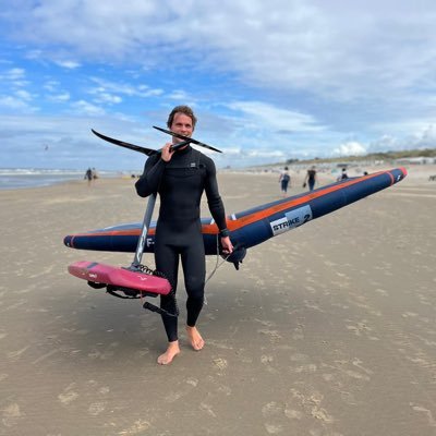 GoronErik's profile picture. Voice AI • Health • Wannabe water man • ML / AI @happyrobot_ai