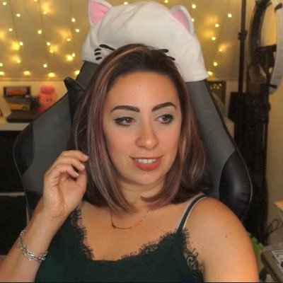 Twitch Streamer (Games & ASMR). https://t.co/24eTywiqVL E-Mail: lemeralicious@gmail.com . Check https://t.co/3pP1xivUwu https://t.co/SayPj8bdvj