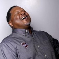 Vernard 'The Laugh Therapist' Hines(@laughtherapist) 's Twitter Profileg