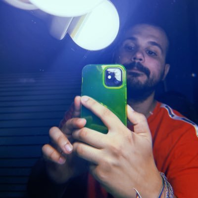 GuillermoRC31's profile picture. Actor inmerso en la carrera de fondo de la vida/ Aprendiendo a dirigir/ Zarigüeya Teatro/ Gumersindo y Apolonio/ Otelo/ Fundación Yehudi Menuhin España