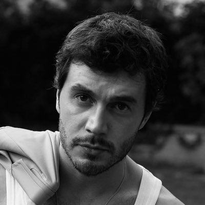 İsmail Ege Şaşmaz Official Twitter Page / İsmail Ege Şaşmaz Resmi Twitter Hesabıdır. Menajer: Ahmet Koraltürk