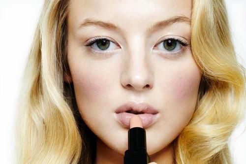 Model for FORD, Wilhelmina