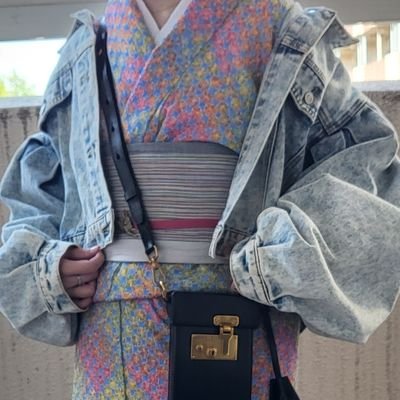 manatee__kimono Profile Picture