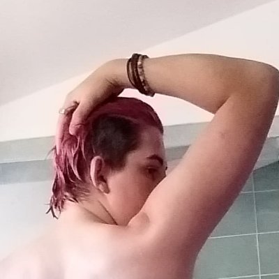 Call me Sundown|| Demiboy ||18+ no minors|| 21 Taken||Vegan||He/They(Nonbinary) Onlyfans: https://t.co/5rGvjyFYfG