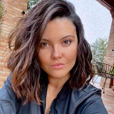 Maria_I_M's profile picture. ~Ⓜ️
~Logopeda.
~Medical visitor.
~Marketing farmacéutico. 
~Formadora comercial.
~Horse rider🏇 Judge  
~Polifacética en constante crecimiento 📈