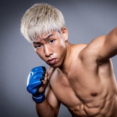 神龍ワールドジム ⚡️MMAFIGHTER⚡️RIZIN⚡️第5代DEEPフライ級王者⚡️第10代CFFCフライ級王者⚡️23歳⚡️プロ17勝2敗1分⚡️スポンサー募集中⚡️宮城県⚡️インスタ⬇️※DMはマネージャー管理です