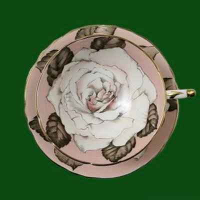 Seller of vintage bone china teacups, teapots and accessories for your tea collection and tea party. Love teacups and high tea afternoons.