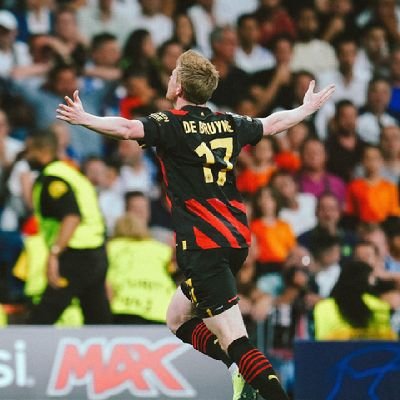 @Besiktas

@Kevindebruyne