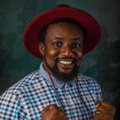 Director of Artificial Intelligence Solutions | Brand Strategist - Empowering businesses with Strategic branding and AI-Driven Solutions.