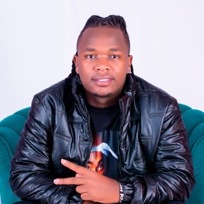 DjSalmeh's profile picture. Music & DJ culture enthusiast | Always up for witty banter | Exploring life and big decisions