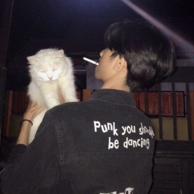 Chochildren's profile picture. Pizza is my boss.