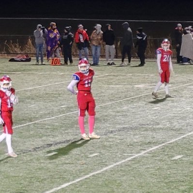 Class of 2024 Kerkhoven-Murdock-Sunburg MN Football/Basketball/Track 6’2 210 lbs HB-WR-TE-DE-DB-OLB-DL mlee30786@icloud.com