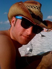 FakeJoshGarrett's profile picture. I may not be tge sgarpest tool in the shed... But i'm definately the biggest.