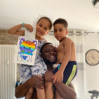 KellyAlohan's profile picture. very nice father and husband