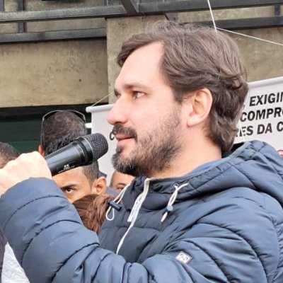 Jornalista, Advogado, Franciscano. Diretor de Imprensa do @scsinergia . Presidente da @procoqueiros (2023/25). Paz e bem! 🏳️‍🌈🚩