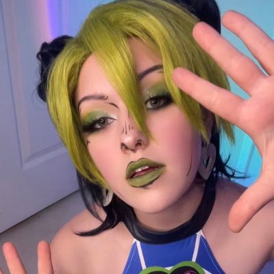 🚫 OH HIATUS 🚫 19 💕 she/her ✨ cosplayer 🔞🫶 nsfw page 🥳 my space to be unapologetically horny 🤤
