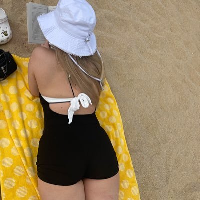 nottherealliv's profile picture. Realest girl you know