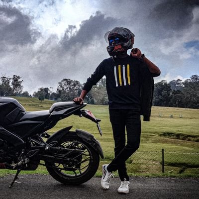 Madhan96362301's profile picture. Student