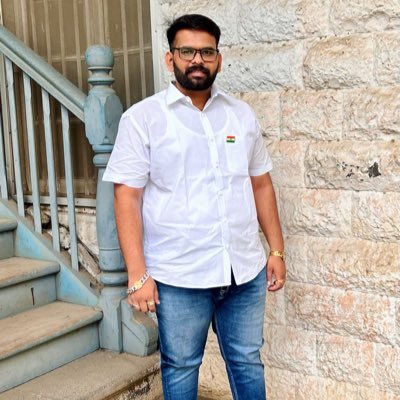 SurajSPatil13's profile picture. जिल्हा उपाध्यक्ष- राष्ट्रवादी विध्यार्थी कॉंग्रेस कोल्हापूर|
मावळा | साहेब वेडा | पुस्तक प्रेमी | युवक संघटक | ध्येयवादी | पुरोगामी |