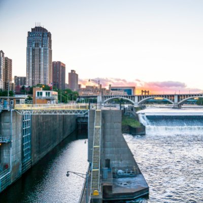 Lifelong Minnesotan. I ❤️ to travel. Sports Enthusiast. Technology Nerd & Engineer. Views are my own. #BlackLivesMatter.