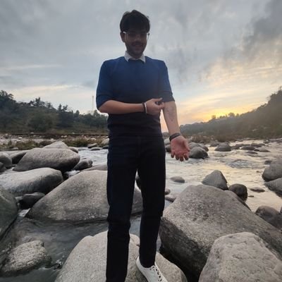 MehraDevain's profile picture. 