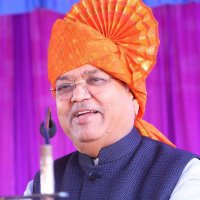 Govind M Karjol (ಮೋದಿಯವರ ಕುಟುಂಬ ) (@govindkarjol) 's Twitter Profile