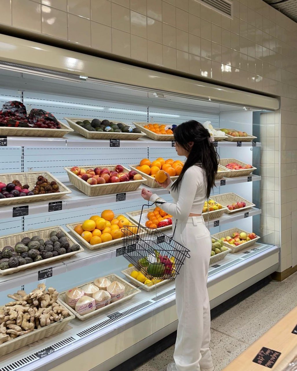 theeshoar4506's profile picture. Like to meet more like-minded people