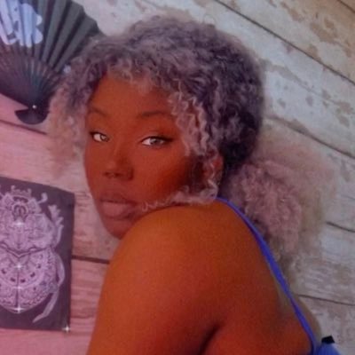 мυℓтι∂ιмєηѕισηαℓ gσ∂∂єѕѕ ℓιмιтℓєѕѕ ℓα∂у ♀︎ Dιʋιɳҽ σɾαƈʅҽ ☉