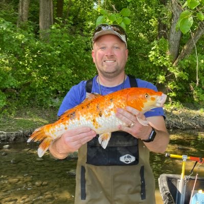 Fisheries Biologist trying to be the Freshwater Jimmy Buffett…fins up!