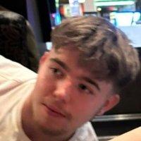 Tom :) (@tommfshh) 's Twitter Profile
