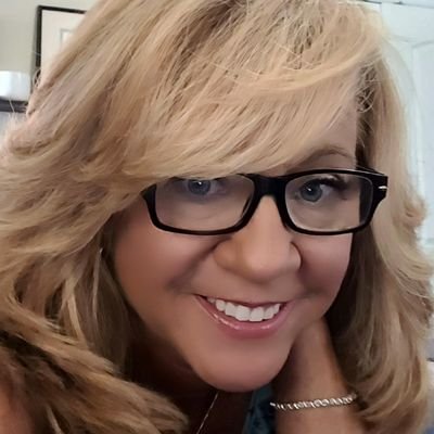 LenoreMari28011's profile picture. Conservative Christian and Trump supporter. Pray for others daily & often. No porn, crypto, stocks, or DMs please.